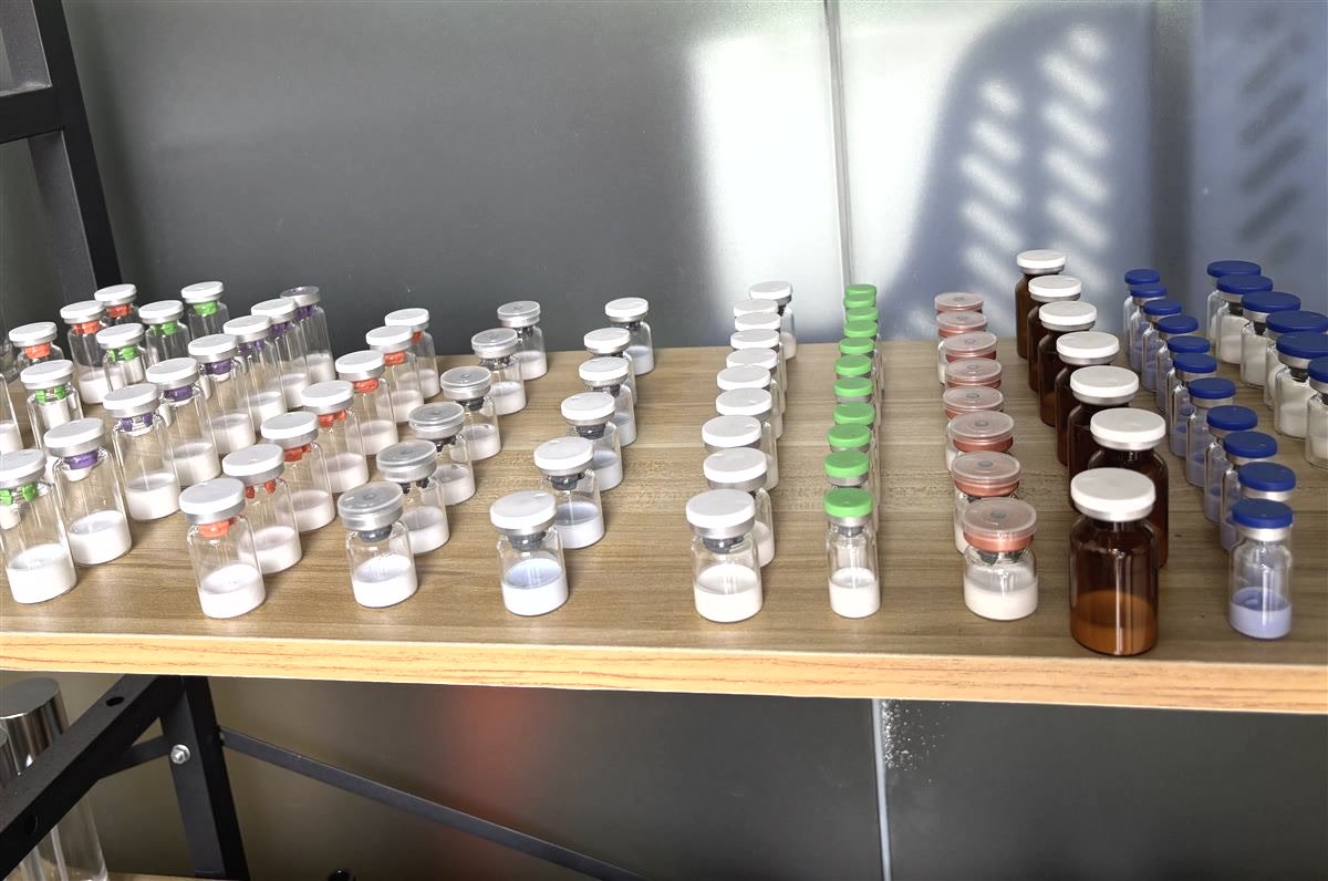 Lyophilized peptide vials for B2B bulk supply